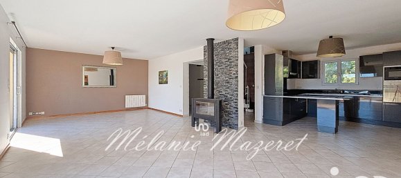 5 bedrooms House in Sainte-Pazanne, France No. 331110 4