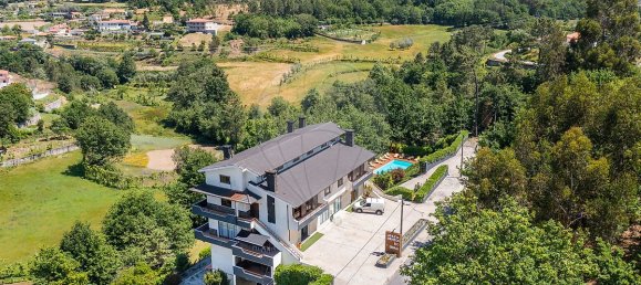 7 bedrooms Duplex in Guilhofrei, Portugal No. 33550 39