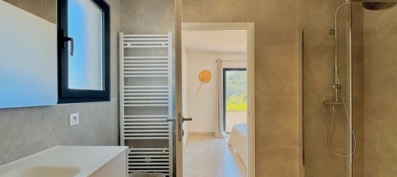 3 bedrooms House in Penta-di-Casinca, France No. 355897 8