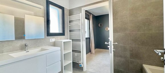 3 bedrooms House in Penta-di-Casinca, France No. 355897 10