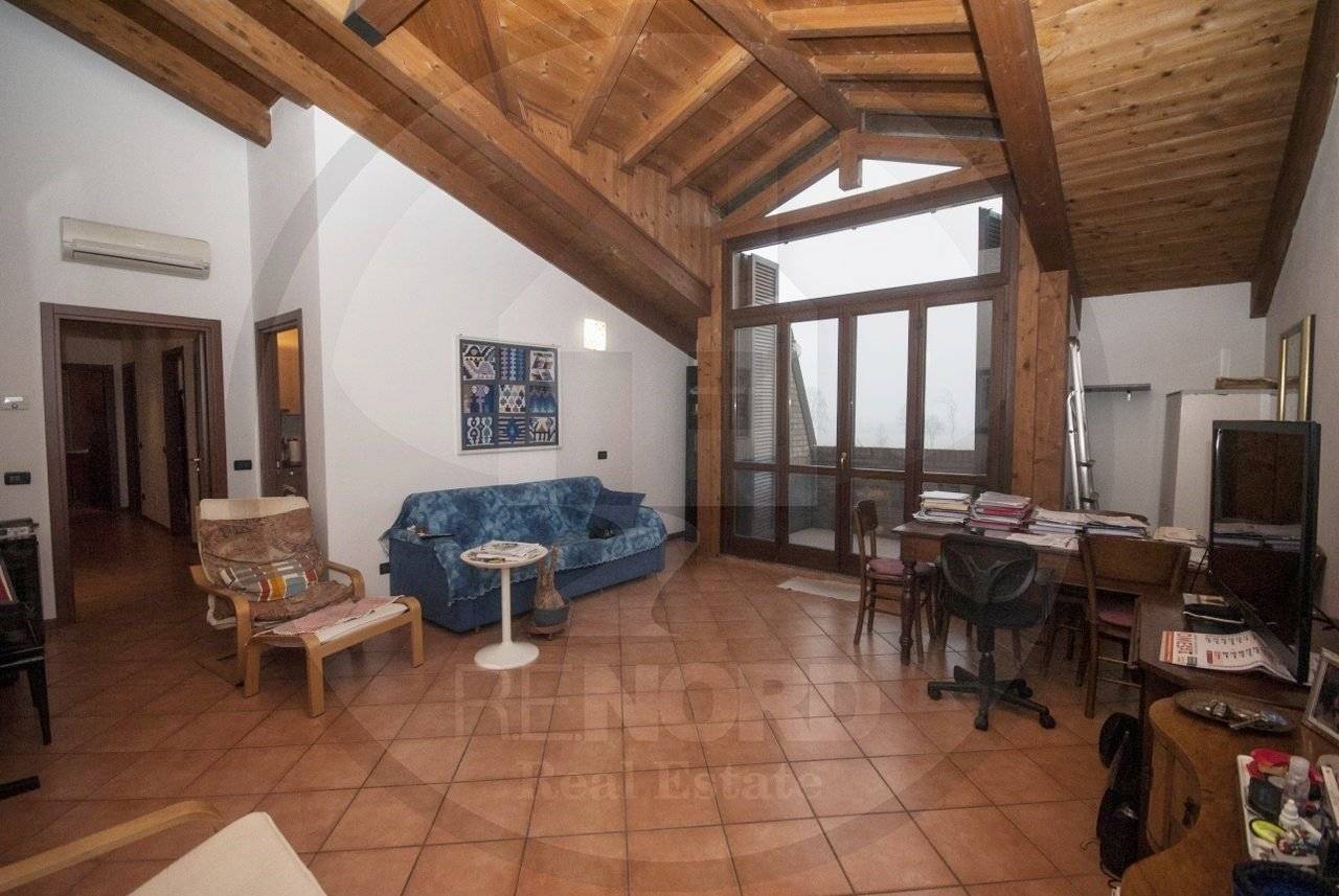 2 Schlafzimmer Wohnung in Cura Carpignano, Italy, Nr. 328380