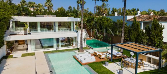 4 bedrooms Villa in Marbella, Spain No. 138603 34