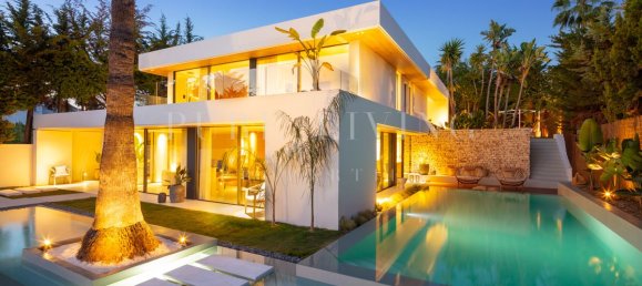 4 bedrooms Villa in Marbella, Spain No. 138603 29
