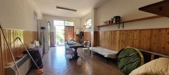 5 غرف نوم شقة في Mentana, Italy رقم 376862 31