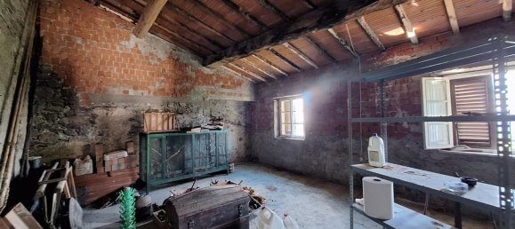 Casa de 9 habitaciónes en Pescaglia, Italy No. 281581 29