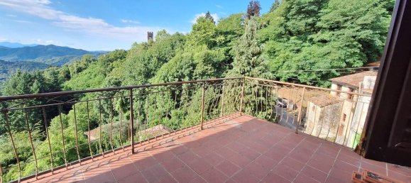 Casa de 9 habitaciónes en Pescaglia, Italy No. 281581 24