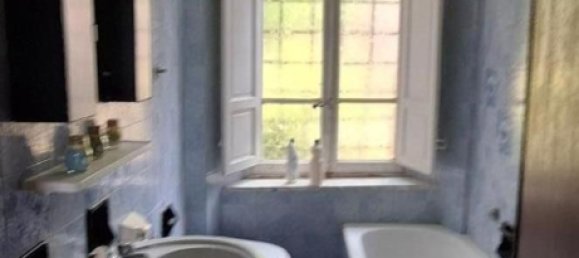 Casa de 9 habitaciónes en Pescaglia, Italy No. 281581 16