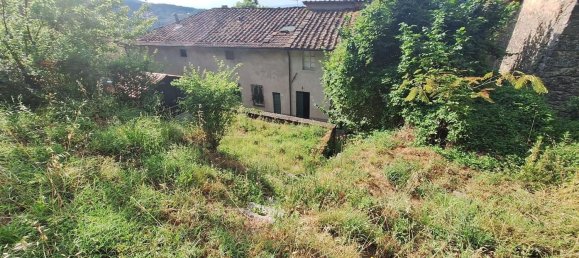 Casa de 9 habitaciónes en Pescaglia, Italy No. 281581 5