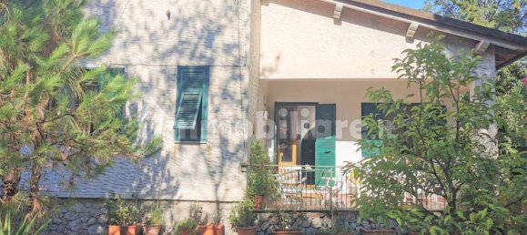 4 bedrooms Villa in Massa, Italy No. 72071 2