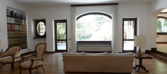 13-Zimmer Villa in Varese, Italy, Nr. 18951 39