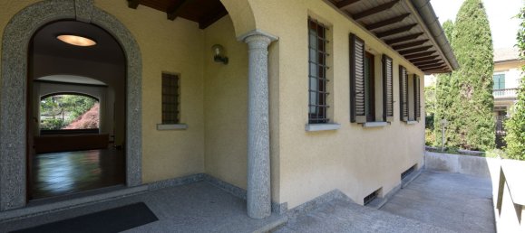 13-Zimmer Villa in Varese, Italy, Nr. 18951 3