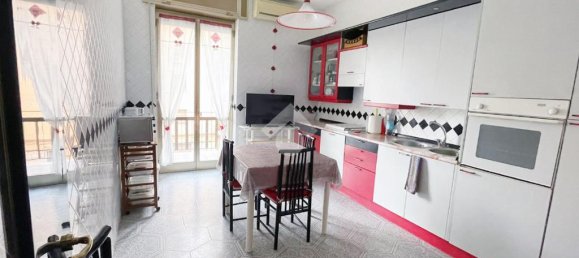 2 Schlafzimmer Wohnung in Foggia, Italy, Nr. 272046 14