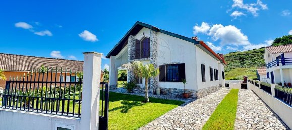 4 غرف نوم منزل في Horta, Portugal رقم 23824 27