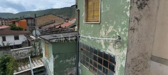 7 Schlafzimmer Haus in Avezzano, Italy, Nr. 325279 7