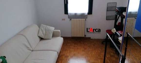 Apartamento de 3 dormitorios en Ponte San Pietro, Italy No. 170407 12