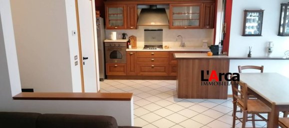 Apartamento de 3 dormitorios en Ponte San Pietro, Italy No. 170407 3