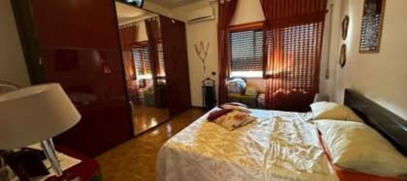 6 rooms Apartment in Rome, Italy No. 191243 18