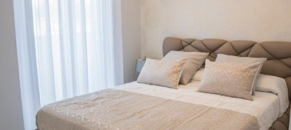 3 chambres Villa à La Florida, Spain No. 7032 8