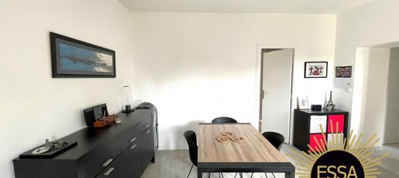 2 chambres Appartement à Chavenay, France No. 327969 8