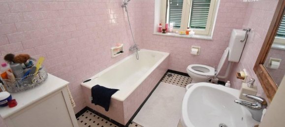 4 rooms Apartment in Seravezza, Italy No. 119163 7