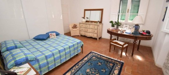 4 rooms Apartment in Seravezza, Italy No. 119163 8