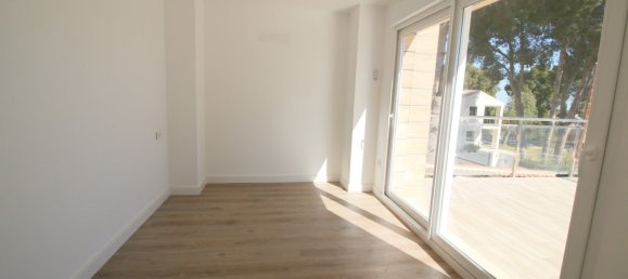 4 dormitorios apartamento en venta en La Torre, Alicante, Comunidad Valenciana, Spain № 365095 15