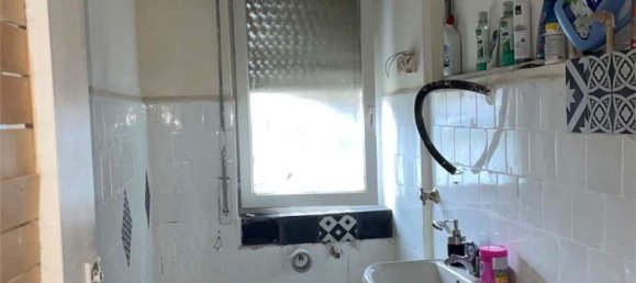 Квартира с 4 комнатами в Чинизелло Бальсамо, Италия № 7986 2