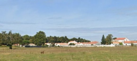 3 bedrooms House in Avrille, France No. 315277 11