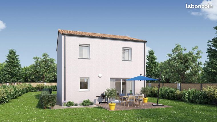 3 bedrooms House in Avrille, France No. 315277