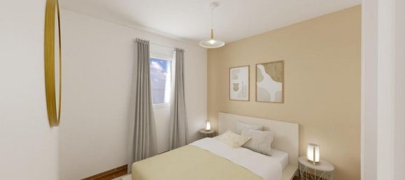 3 bedrooms House in Avrille, France No. 315277 9