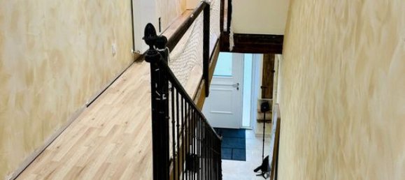 Casa de 6 habitaciónes en Cuinzier, France No. 269080 8