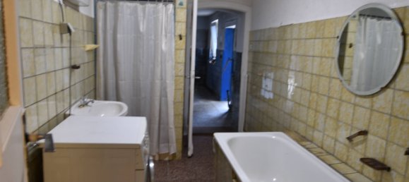 Дом с 6 комнатами в Wittenberg, Германия № 155481 14