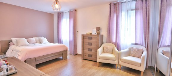 5 bedrooms House in Jouars-Pontchartrain, France No. 165214 12