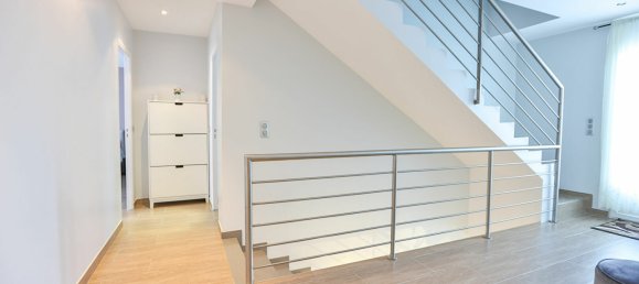 5 bedrooms House in Jouars-Pontchartrain, France No. 165214 16