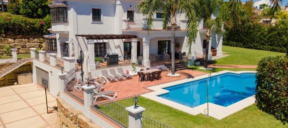 4 bedrooms Villa in Benahavis, Spain No. 4771 6