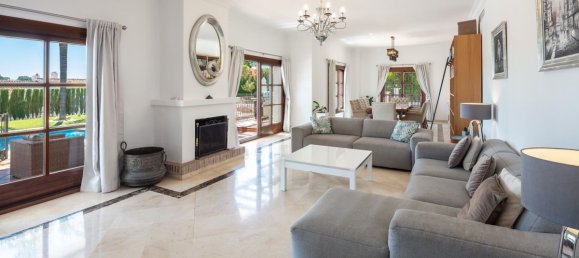 4 bedrooms Villa in Benahavis, Spain No. 4771 13