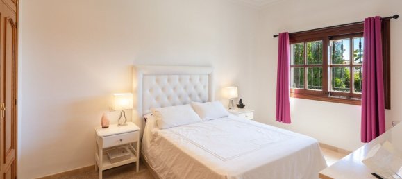 4 bedrooms Villa in Benahavis, Spain No. 4771 20