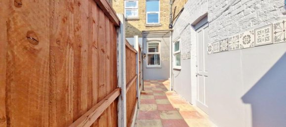 Apartamento de 2 dormitorios en Canning Town, United Kingdom No. 12479 13