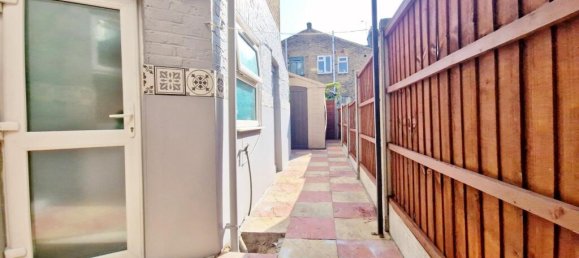 Apartamento de 2 dormitorios en Canning Town, United Kingdom No. 12479 26