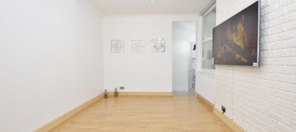 Apartamento de 2 dormitorios en Canning Town, United Kingdom No. 12479 4