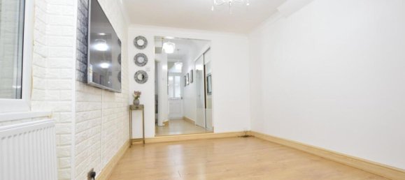 Apartamento de 2 dormitorios en Canning Town, United Kingdom No. 12479 5