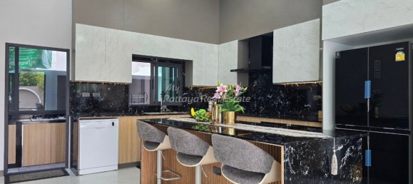 Casa T3 em Bang Lamung, Thailand N.º 25230 18