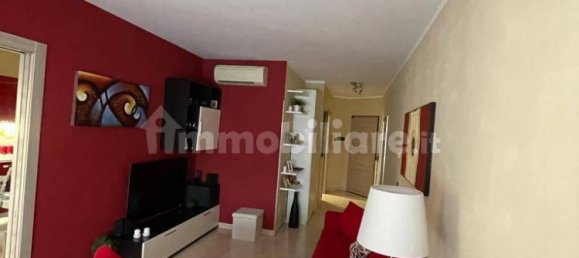 Квартира с 2 спальнями в Баранцате, Италия № 379914 4