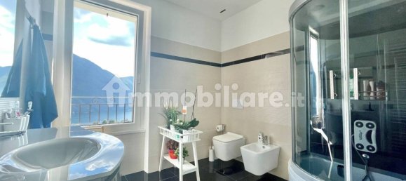 Villa de 3 dormitorios en Valsolda, Italy No. 307856 16