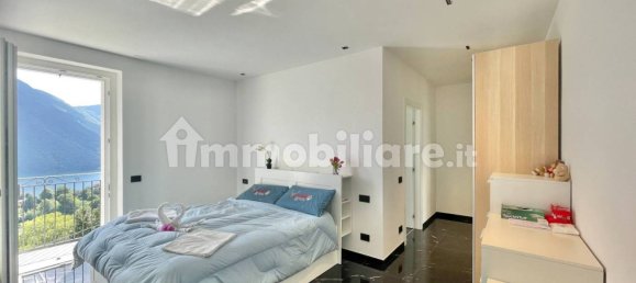 Villa de 3 dormitorios en Valsolda, Italy No. 307856 12