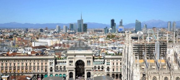 2 bedrooms Apartment in Milan, Italy No. 361784 2