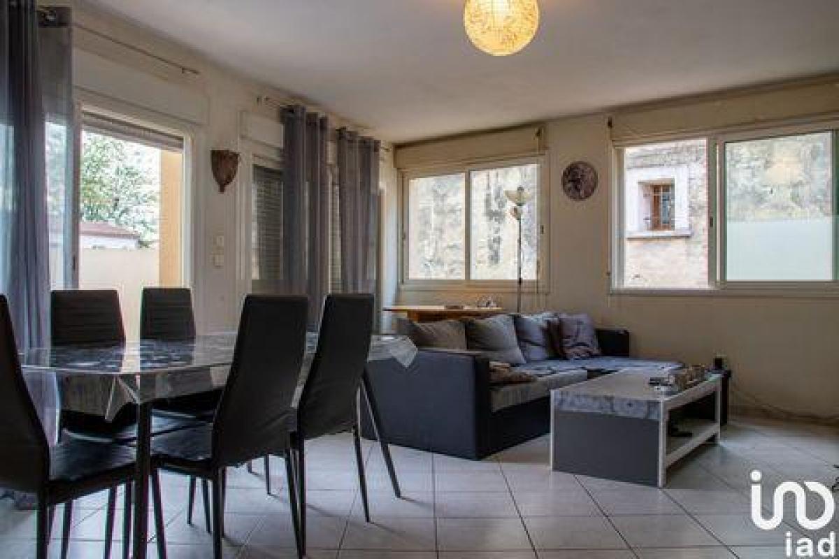 3 bedrooms Condo in Marsillargues, France No. 34716