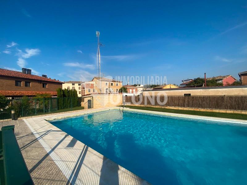 Adosado de 3 dormitorios en La Rioja, Spain No. 184142