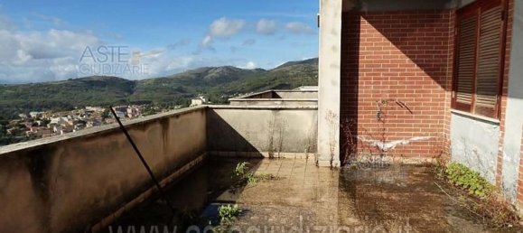 4-salle Appartement à Fiuggi, Italy No. 32226 3