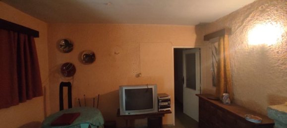 4 bedrooms House in Madrid, Spain No. 144701 3